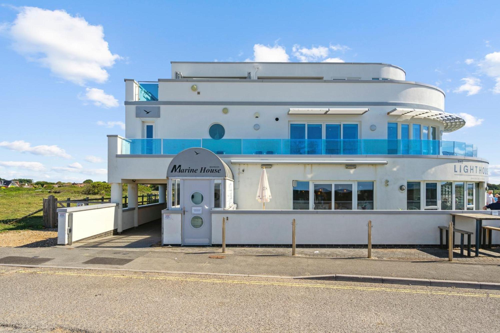 Marine House Hotell Lymington Eksteriør bilde